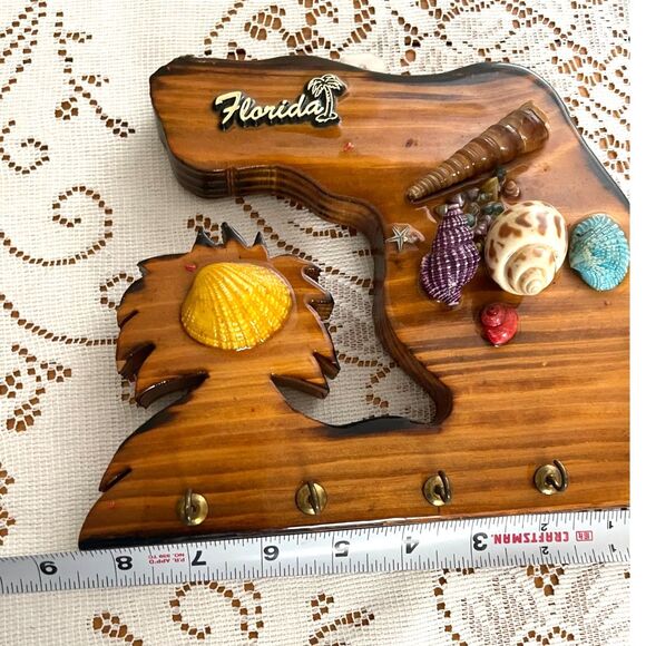 Vintage Wood FLORIDA Sea Shell Beach Theme Key Holder Hook Wall Plaque - Picture 8 of 8